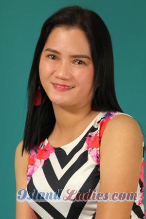 218194 - Kathryn Mae Age: 43 - Philippines