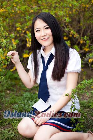 155167 - Huihui Age: 33 - China