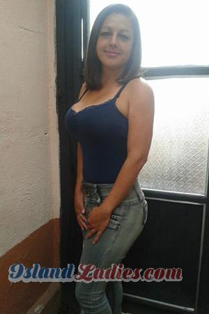 156378 - Kathya Age: 45 - Costa Rica