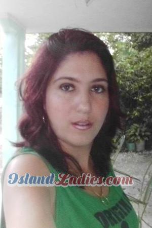 161202 - Aida Age: 32 - Cuba
