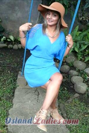 167639 - Michelle Age: 45 - Costa Rica