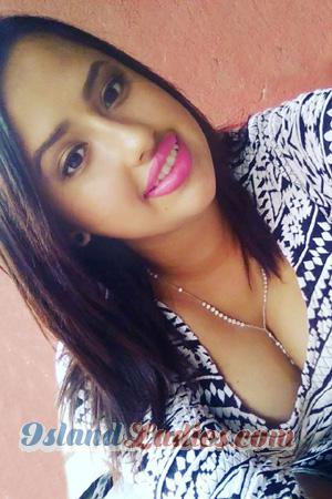 172024 - Daniela Age: 28 - Costa Rica