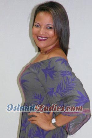 181827 - Aracely Age: 44 - Costa Rica