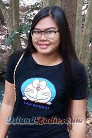 182690 - Sureerut Age: 29 - Thailand