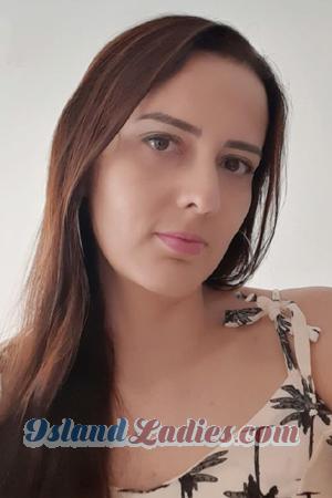 183070 - Yobana Age: 45 - Colombia