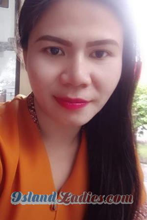 184455 - Charin (Lyn) Age: 38 - Thailand