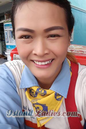184895 - Suphatta Age: 37 - Thailand