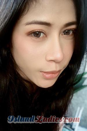 196338 - Kanyarat (Ram) Age: 39 - Thailand