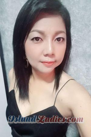 197028 - Athichanan Age: 43 - Thailand