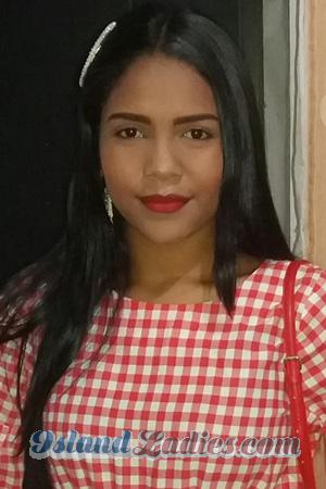 197273 - Yezmin Age: 24 - Colombia