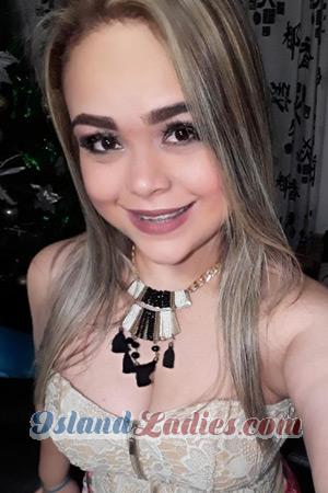 197537 - Luz Mary Age: 33 - Colombia