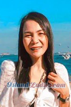 200689 - Natnicha (Nicha) Age: 40 - Thailand