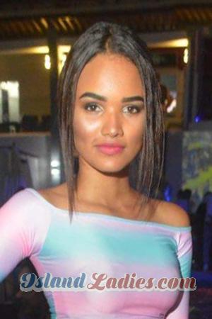 201590 - Eli Age: 25 - Dominican Republic