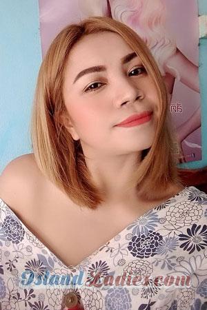 202678 - Itsariyaporn Age: 42 - Thailand