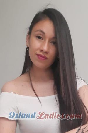 202783 - Laura Age: 33 - Colombia