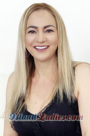 203847 - Silvia Age: 48 - Colombia