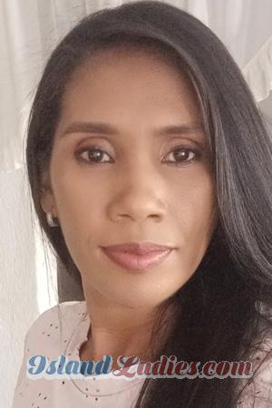 204358 - Rudis Age: 48 - Colombia