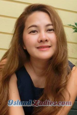 205597 - Ariyaporn Age: 41 - Thailand