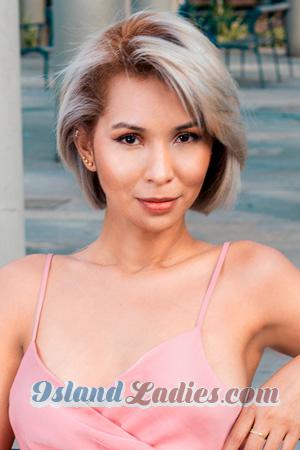 205923 - Karen Age: 35 - Colombia