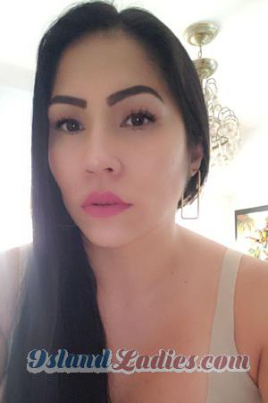 207049 - Nazly Age: 44 - Colombia