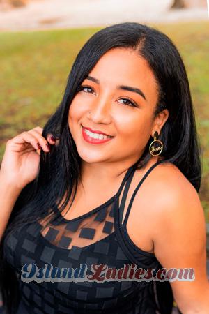 207504 - Sara Age: 26 - Colombia