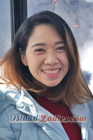 207982 - Phonruedi Age: 38 - Thailand