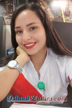 208175 - Luzbeth Age: 26 - Peru