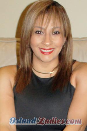211855 - Mariam Age: 43 - Costa Rica