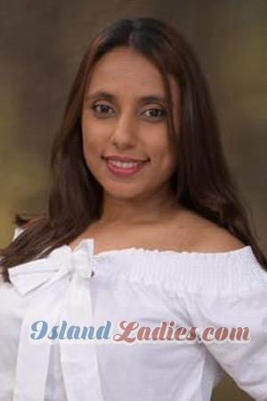 211866 - Yeraldi Age: 35 - Colombia