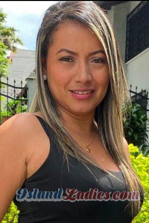 212020 - Yaned Age: 47 - Colombia