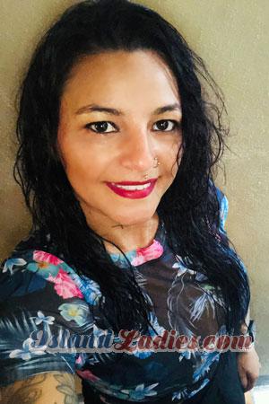 212893 - Jessica Age: 43 - Costa Rica