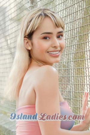 213601 - Sara Age: 27 - Colombia