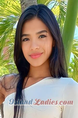 215015 - Nicolle Age: 23 - Colombia