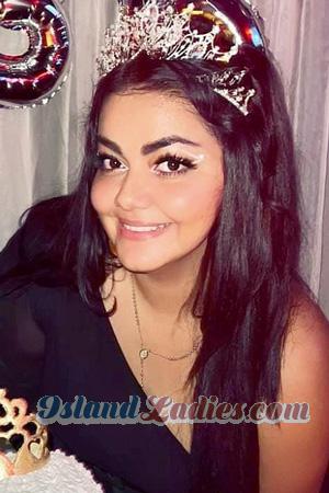 216017 - Allison Age: 28 - Costa Rica