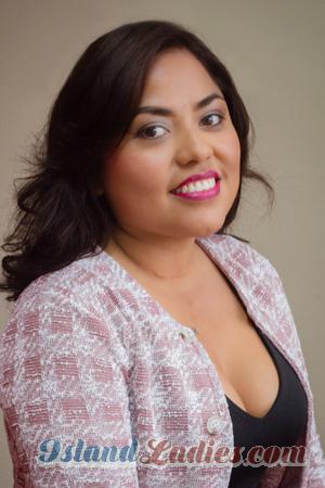 216812 - Paola Age: 38 - Peru