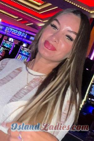 217571 - Karina Age: 37 - Costa Rica
