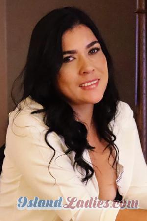 217587 - Jaqueline Age: 40 - Colombia