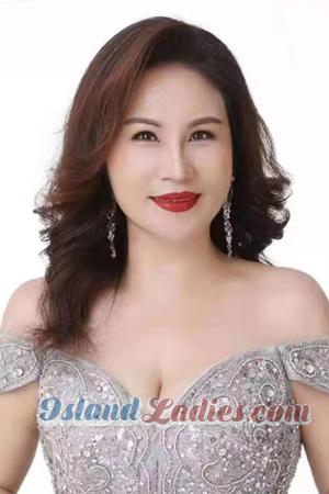 218275 - Cindy Age: 49 - China