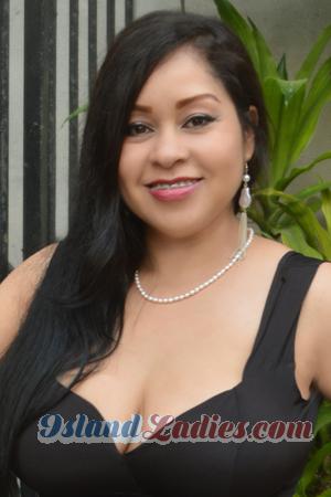 218664 - Yunitza Age: 46 - Peru