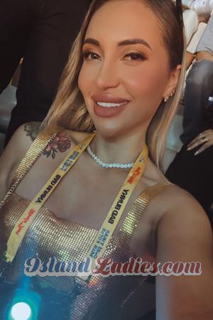 218944 - Alma Age: 32 - Costa Rica