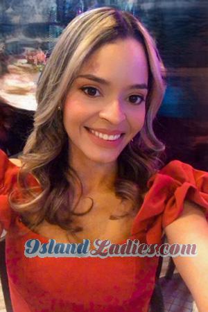 220402 - Diana Age: 37 - Colombia