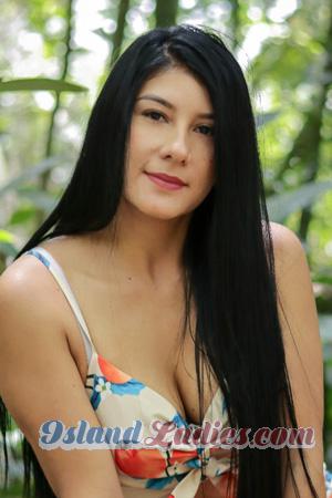 220930 - Lorena Age: 37 - Colombia