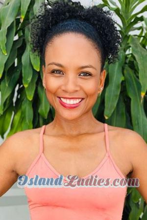 220943 - Jeniffer Age: 41 - Colombia