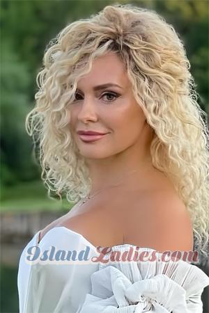 222273 - Victoria Age: 52 - Ukraine
