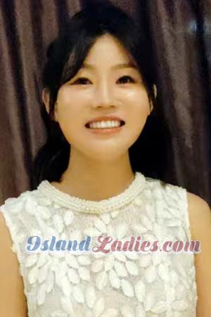 Ladies of Guangzhou