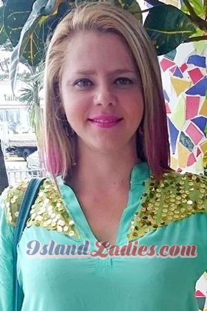 223428 - Ana Age: 44 - Costa Rica