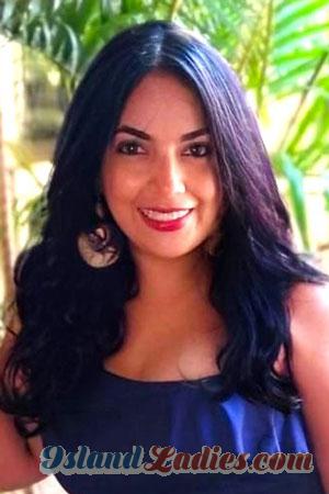223715 - Iyaneth Age: 36 - Colombia