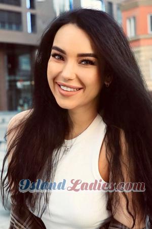 225329 - Nataliia Age: 33 - Ukraine