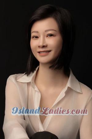 225739 - Sophia Age: 47 - China