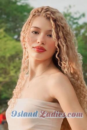 225773 - Adriana Age: 22 - Colombia